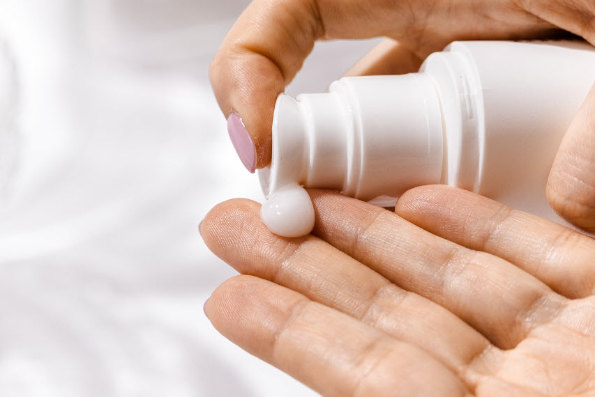 gel nettoyant ou mousse nettoyante